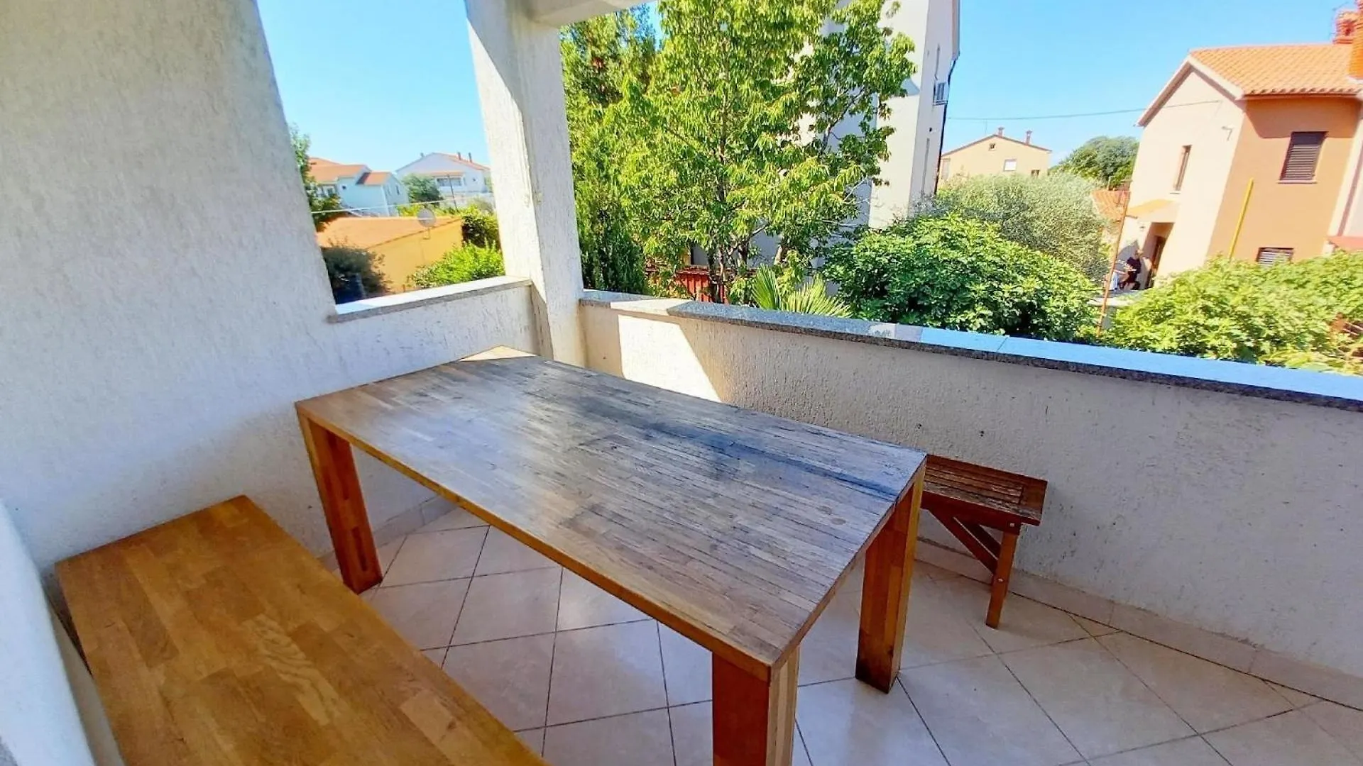 Geraeumige Ferienwohnung In Fazana Mit Gemeinsamem Grill Valbandon Apartment
